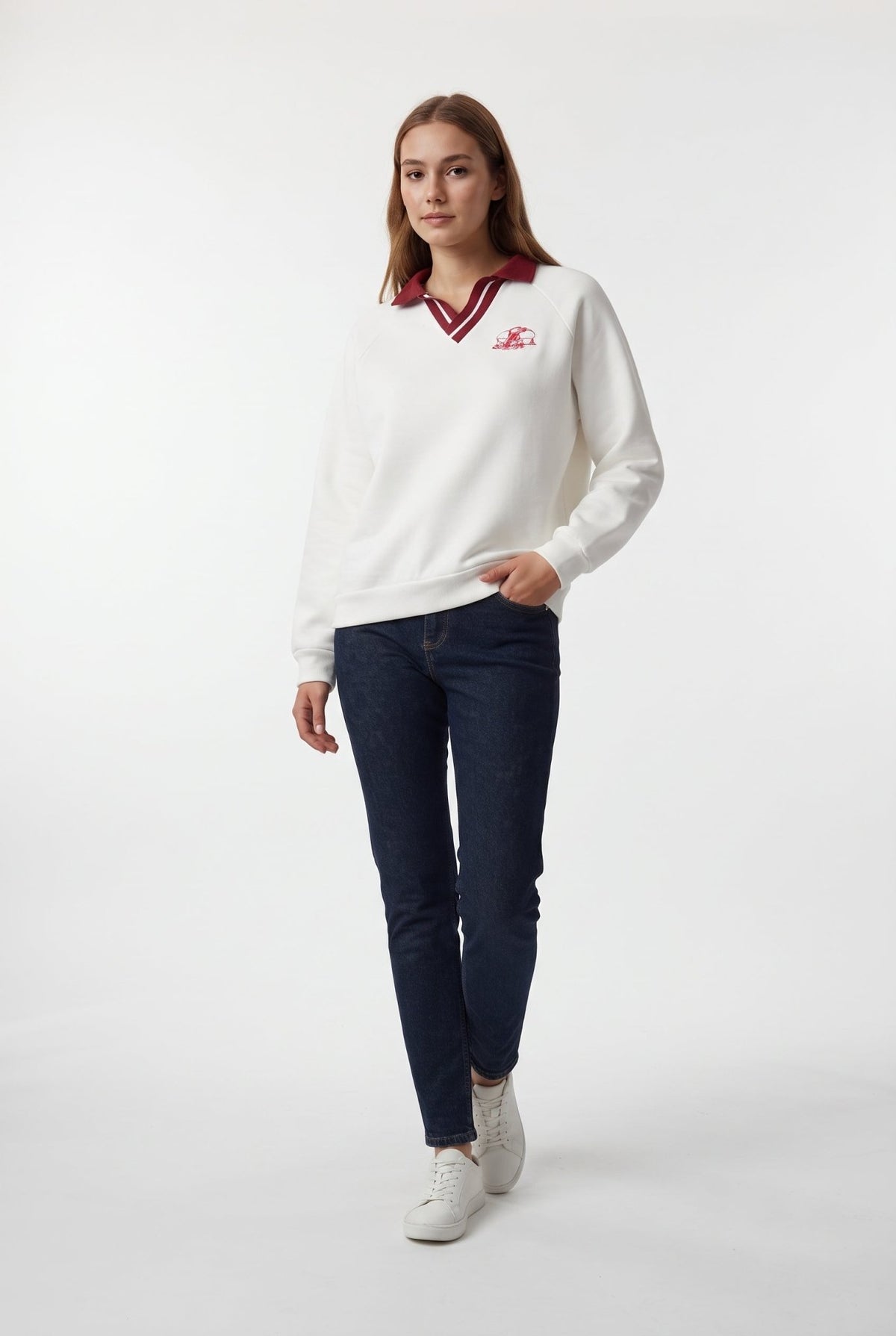 Ekru Nakışlı Örme Sweatshirt - LUMINOIRE