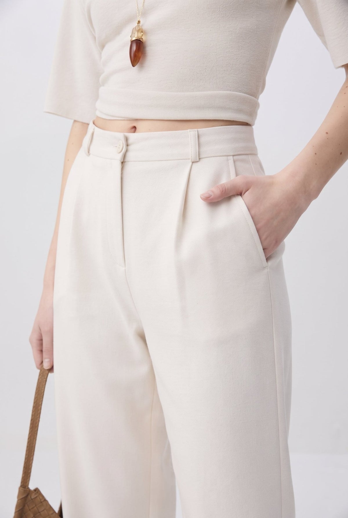 Ekru Yüksek Bel Wide Leg/Geniş Paça Pilili Dokuma Kumaş Pantolon - LUMINOIRE