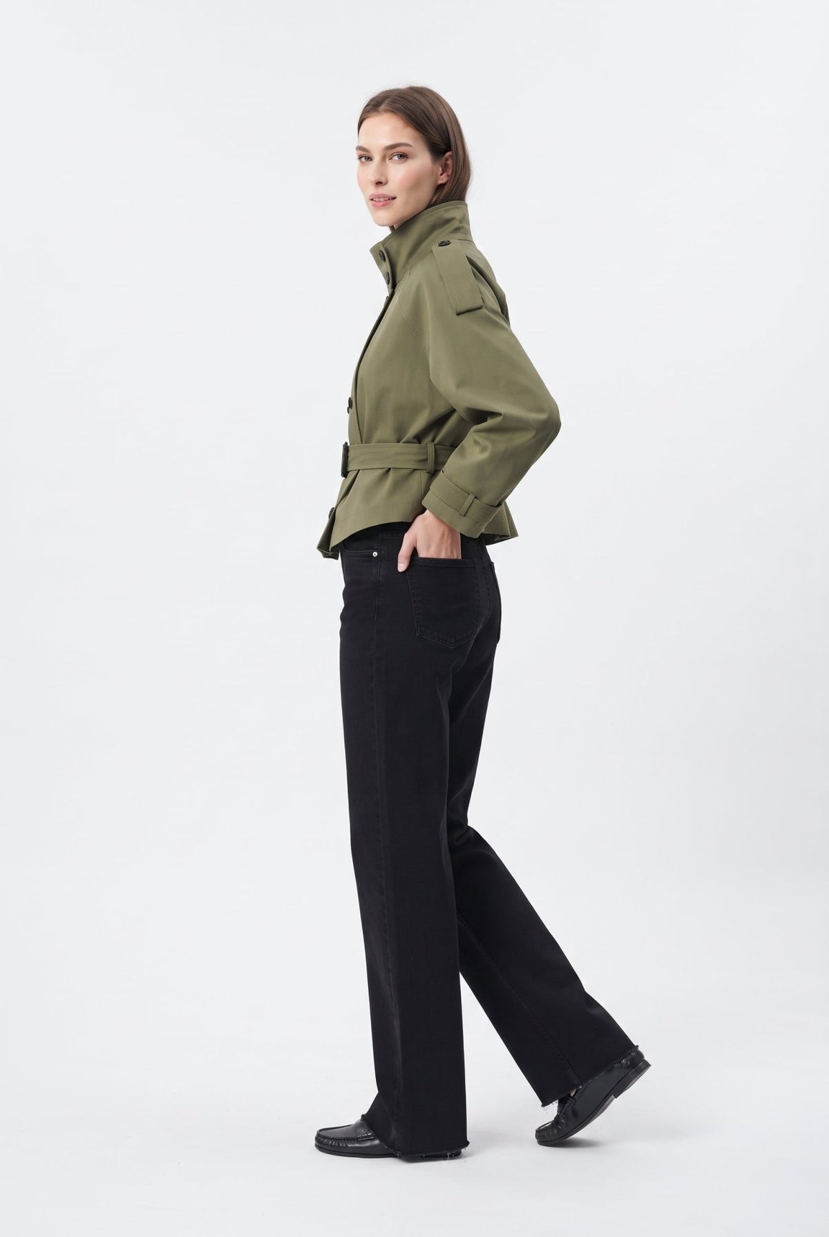Haki Regular Fit Dik Yaka Kemerli Kruvaze Gabardin Kısa Trençkot - LUMINOIRE