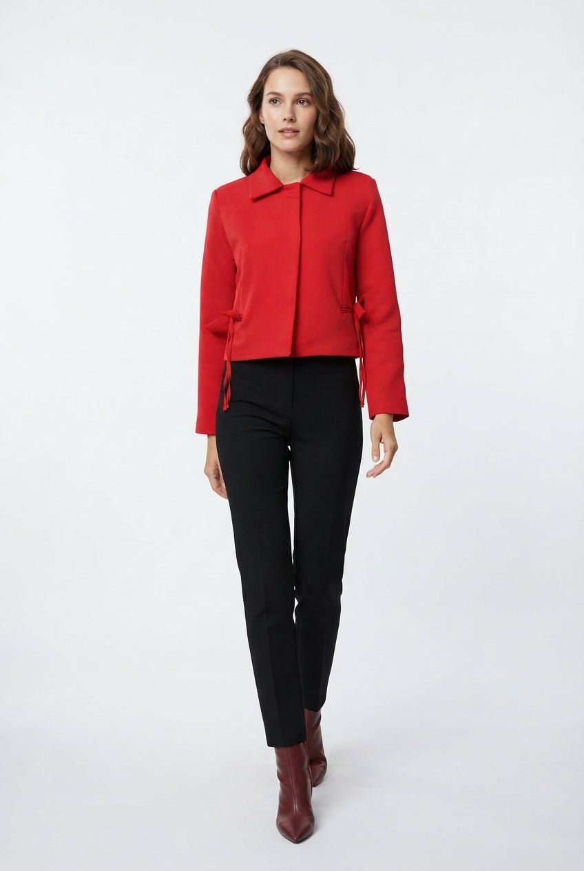 Kırmızı Fiyonk/Kurdele Detaylı Gömlek Yakalı Crop Dokuma Yılbaşı Blazer Ceket - LUMINOIRE