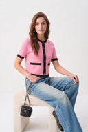 Pembe Kısa Kollu Crop Cep Detaylı Triko Bluz - LUMINOIRE