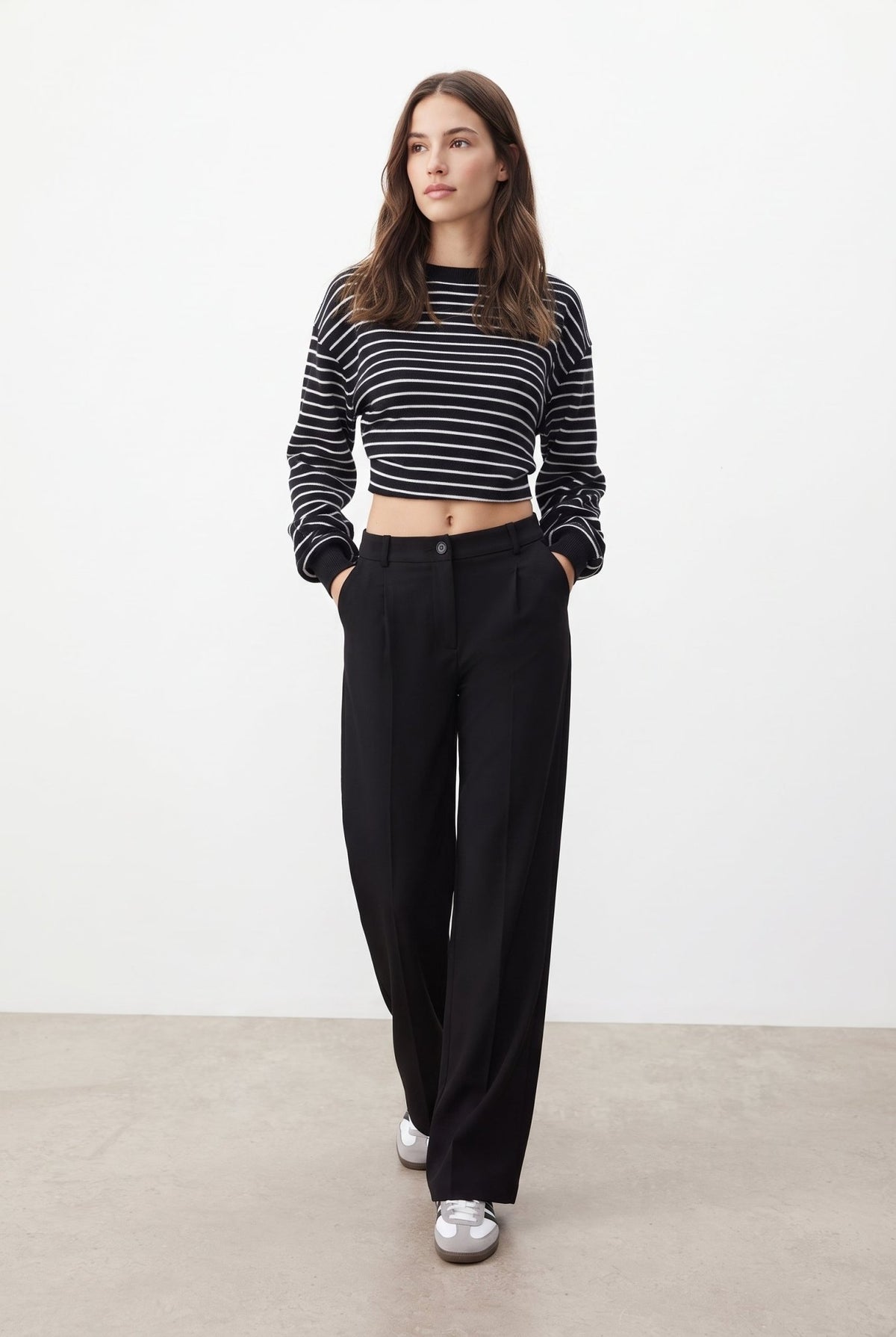 Siyah Pilili Wide Leg/Geniş Paça Dokuma Pantolon - LUMINOIRE